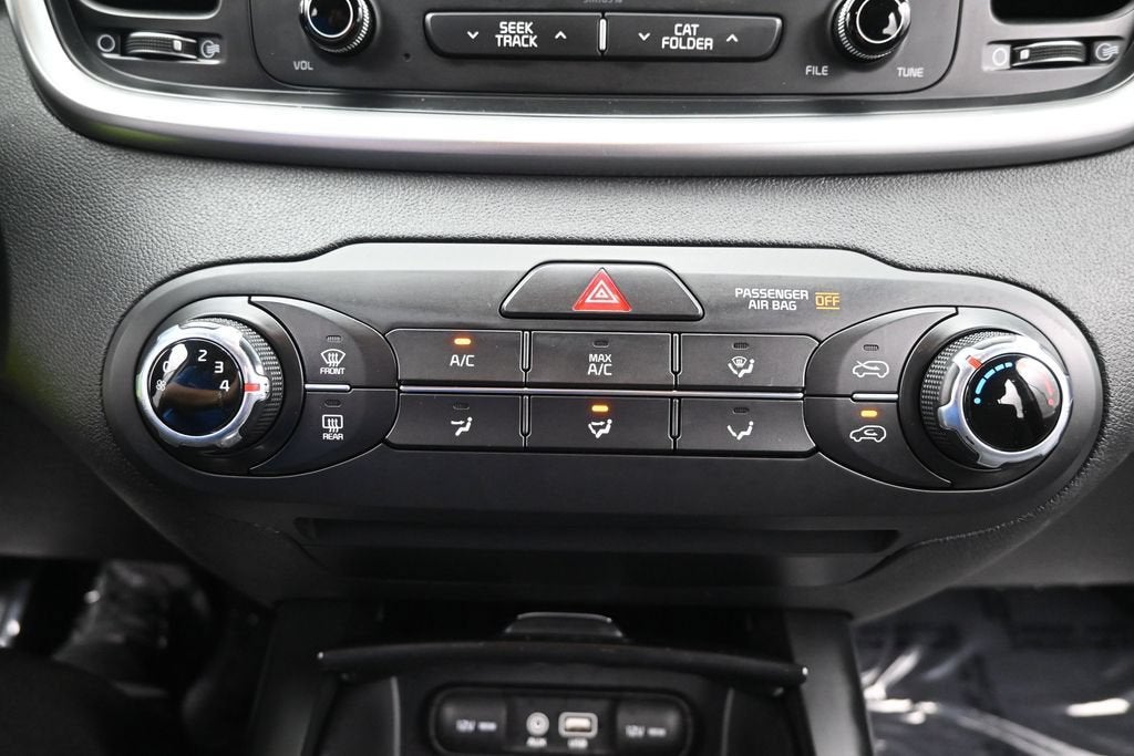 2016 Kia Sorento 2.4L LX