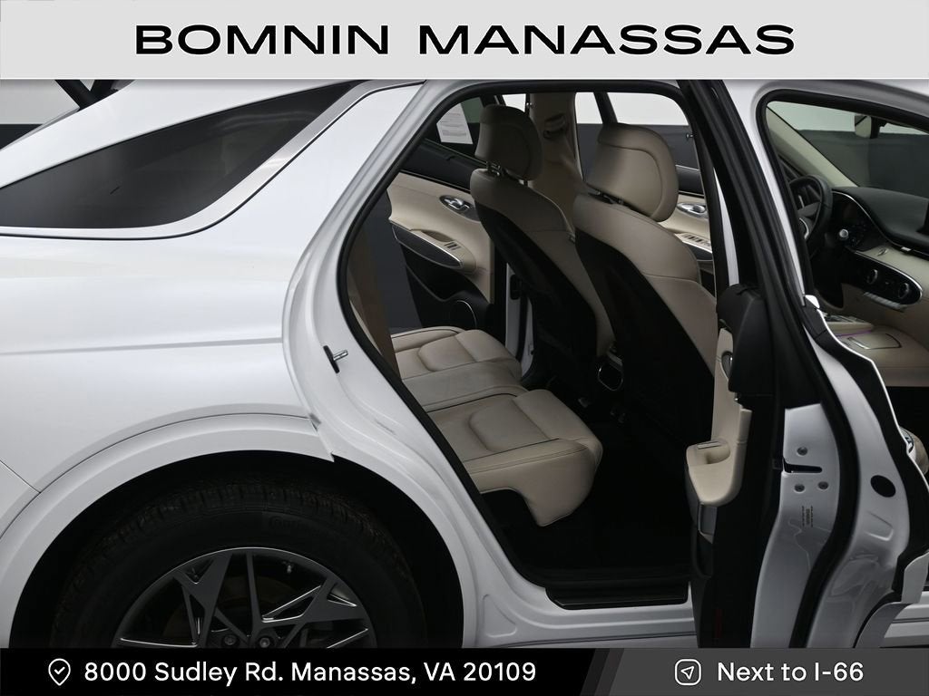 2022 Genesis GV70 2.5T