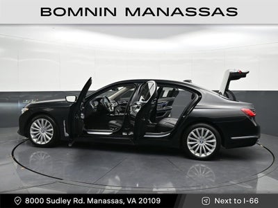 2022 BMW 7 Series 740i xDrive