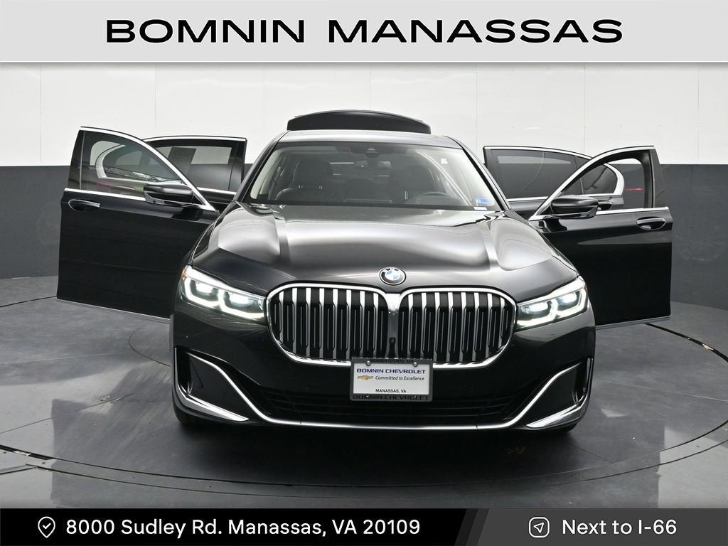 2022 BMW 7 Series 740i xDrive