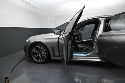 2022 BMW 750 i xDrive
