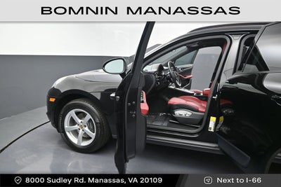 2019 Porsche Macan 4DR SUV AWD