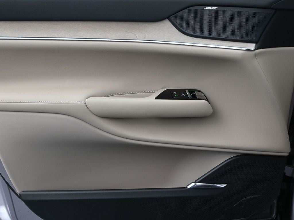 2026 Volvo EX90 Plus