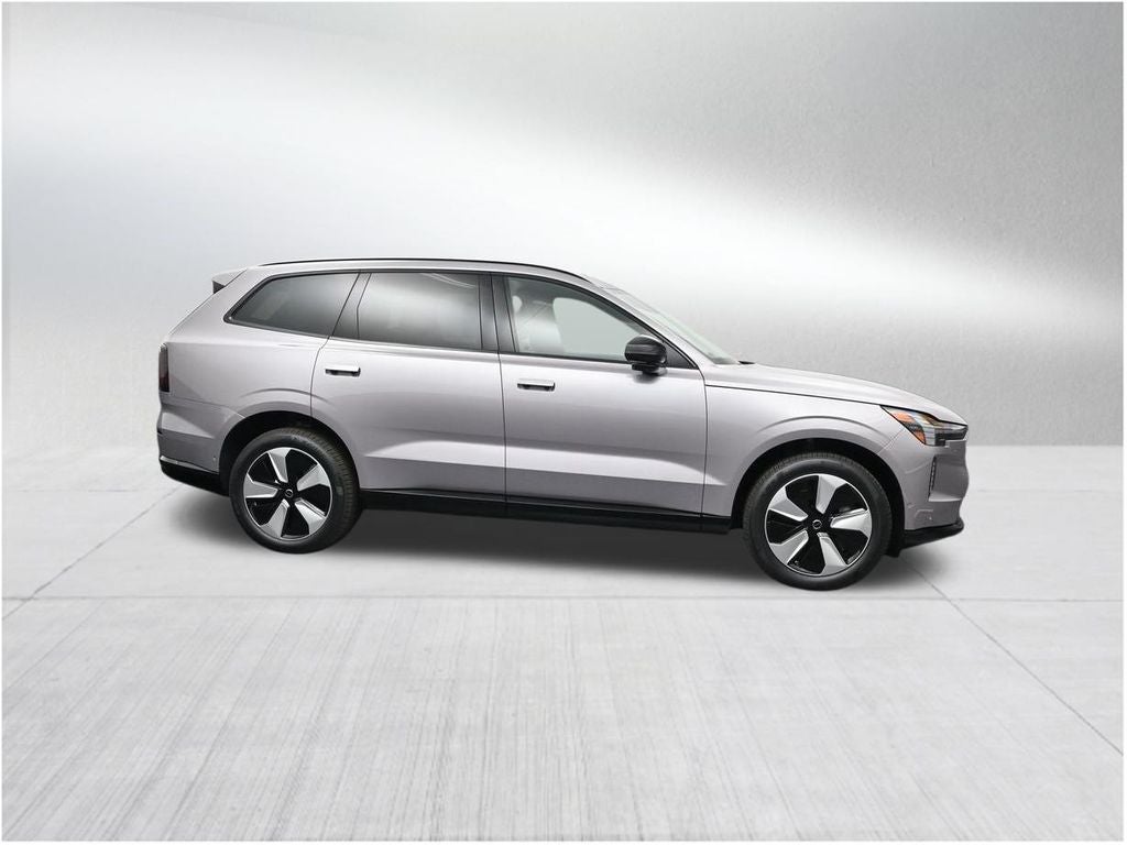 2026 Volvo EX90 Plus