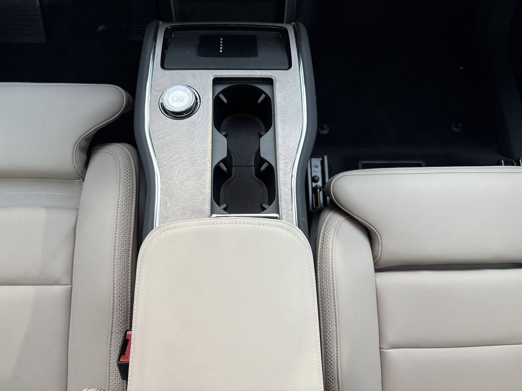 2025 Volvo EX90 Twin Motor Performance Plus 6-Seater