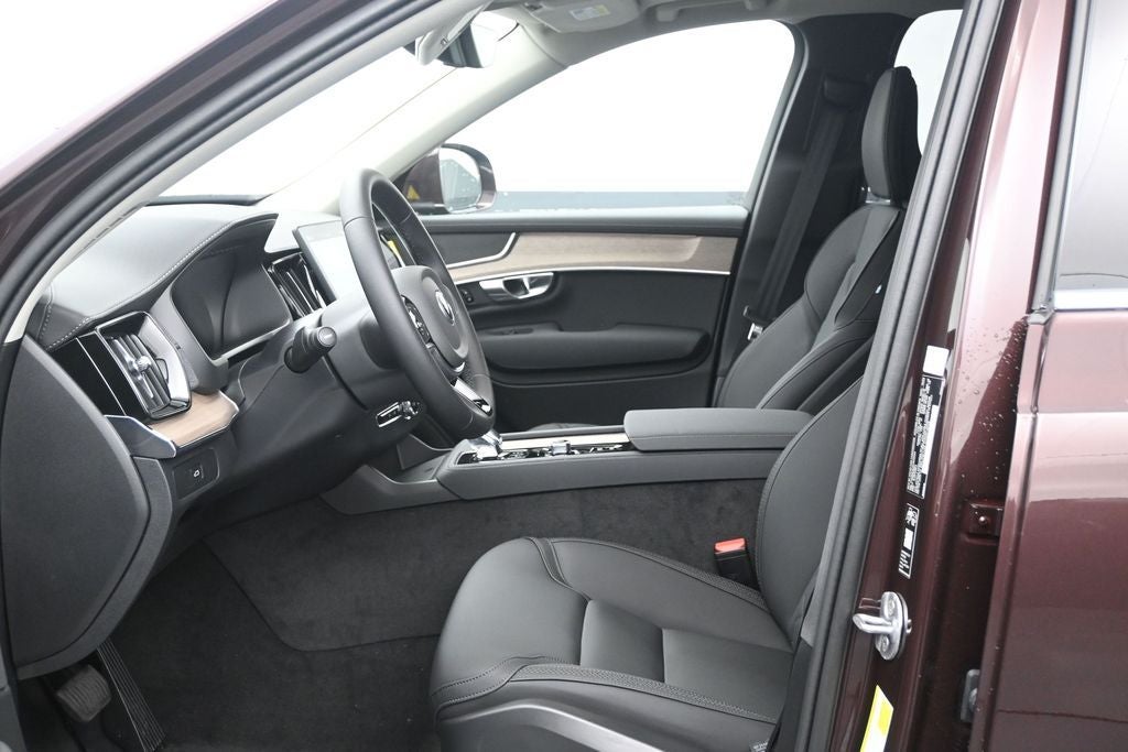 2026 Volvo XC90 B6 Plus 6-Seater