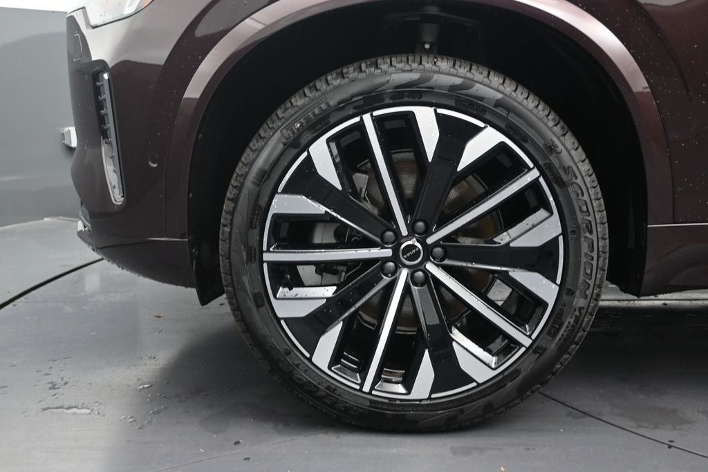 2026 Volvo XC90 B6 Plus 6-Seater