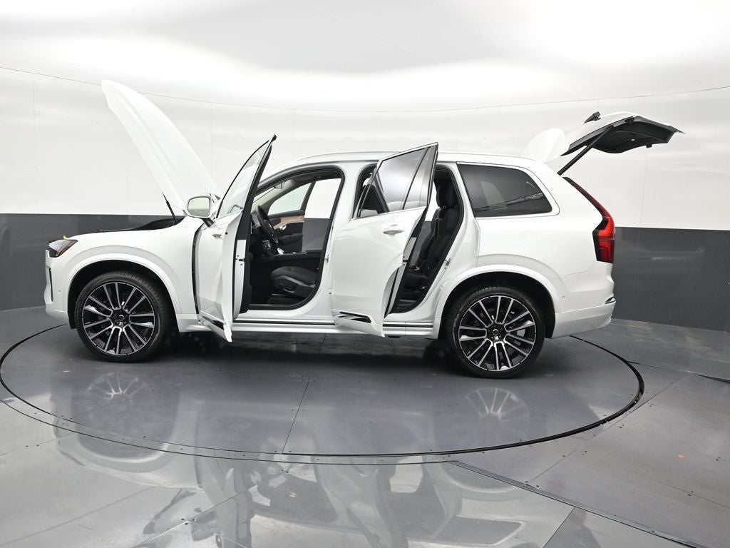 2026 Volvo XC90 B6 Plus 6-Seater
