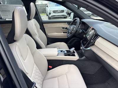 2026 Volvo XC90 B6 Plus 6-Seater