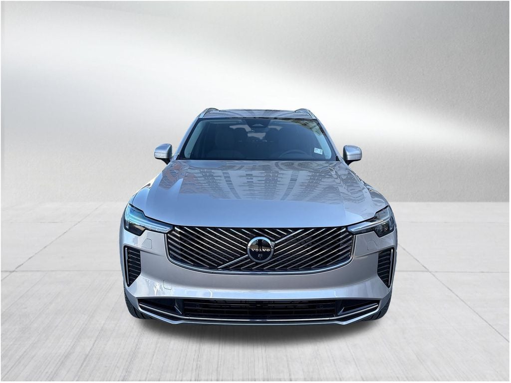 2026 Volvo XC90 B6 Plus 6-Seater