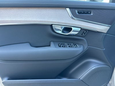 2026 Volvo XC90 B6 Plus 6-Seater