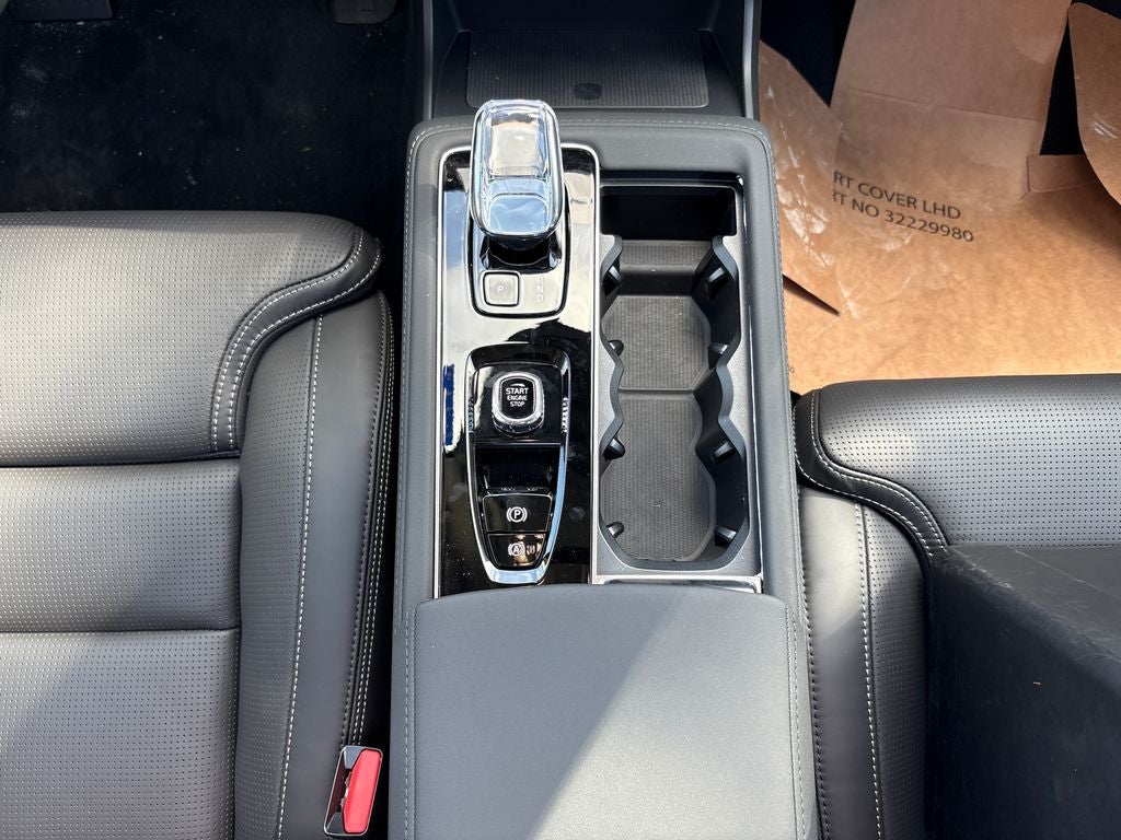 2026 Volvo XC90 B6 Ultra