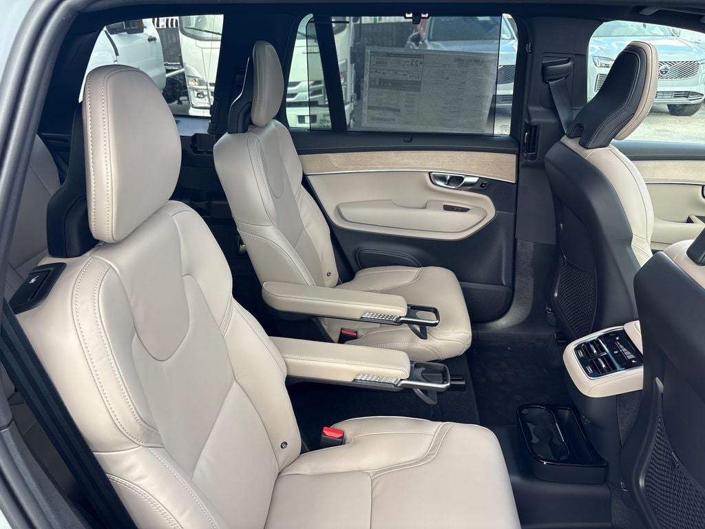 2026 Volvo XC90 B6 Ultra