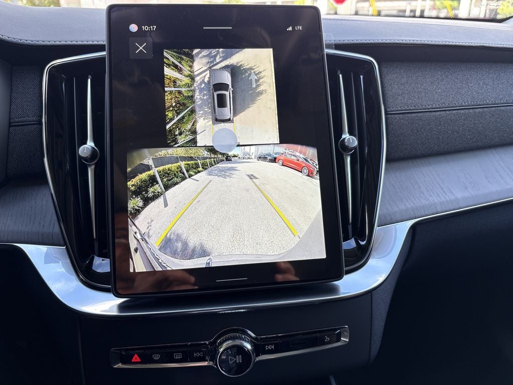 2026 Volvo XC90 B6 Ultra