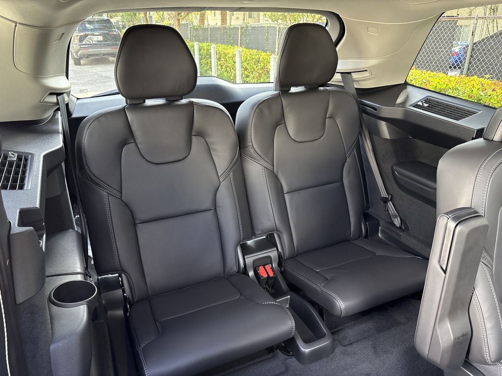 2026 Volvo XC90 B6 Ultra