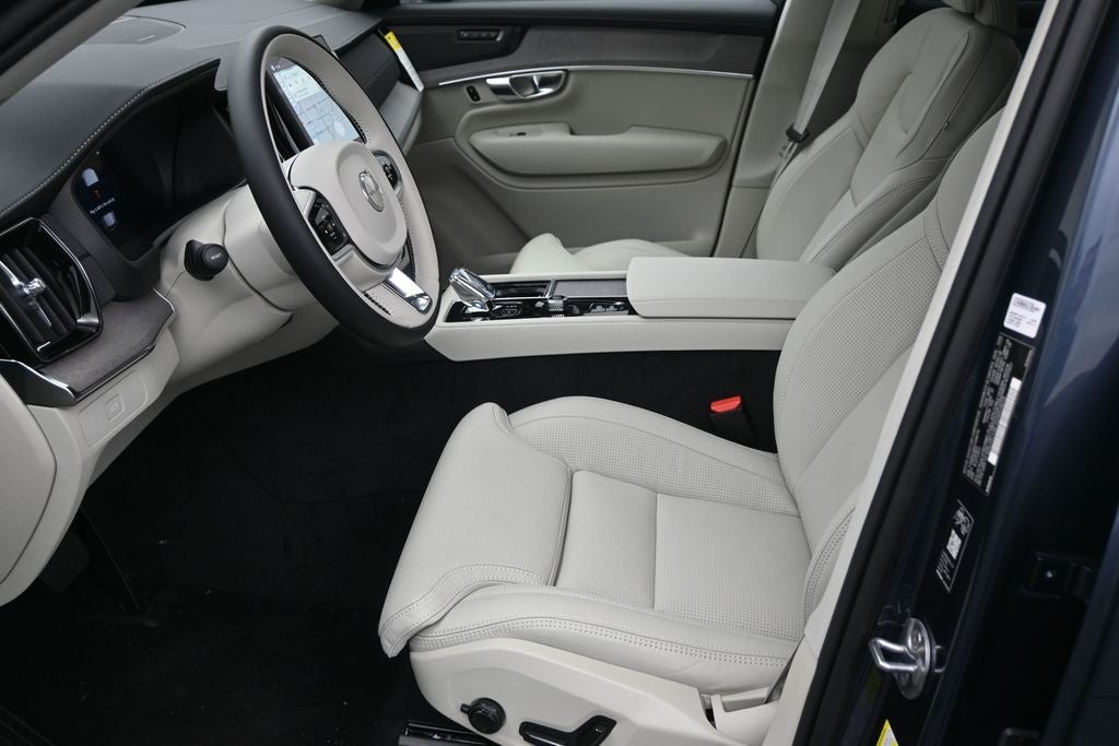 2026 Volvo XC90 B6 Ultra