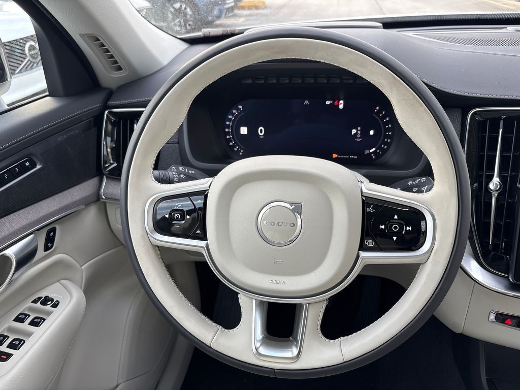 2026 Volvo XC90 B6 Ultra