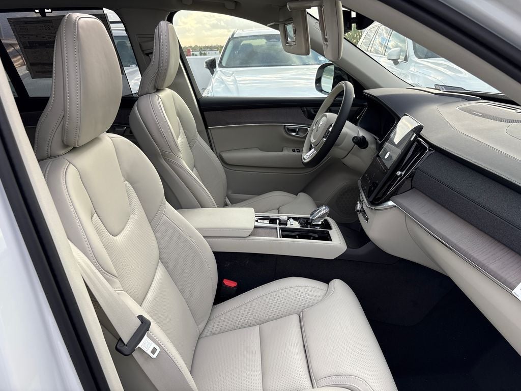 2026 Volvo XC90 B6 Ultra