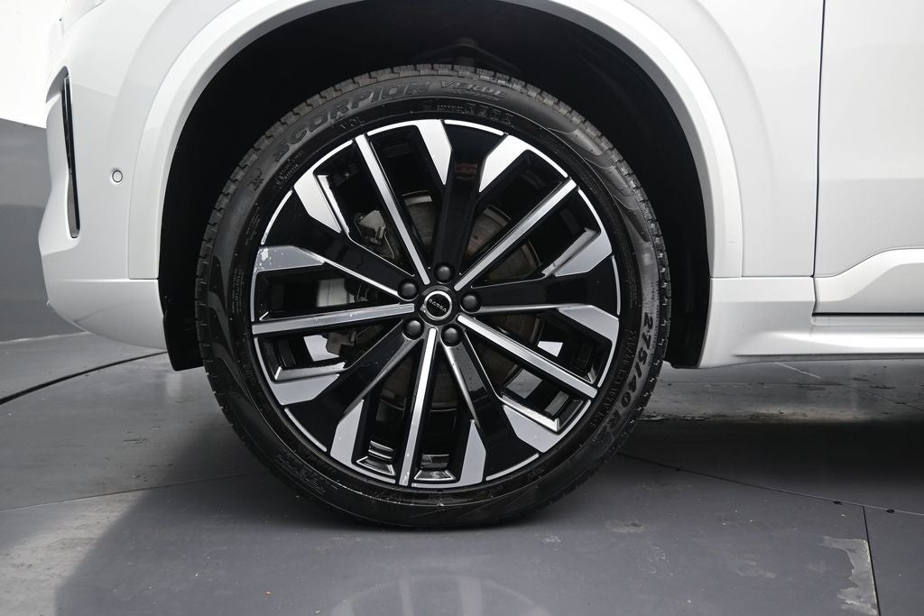 2026 Volvo XC90 B6 Ultra