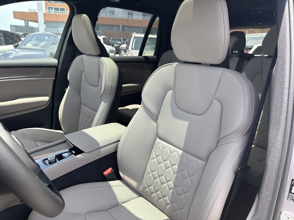 2026 Volvo XC90 B6 Plus 7-Seater