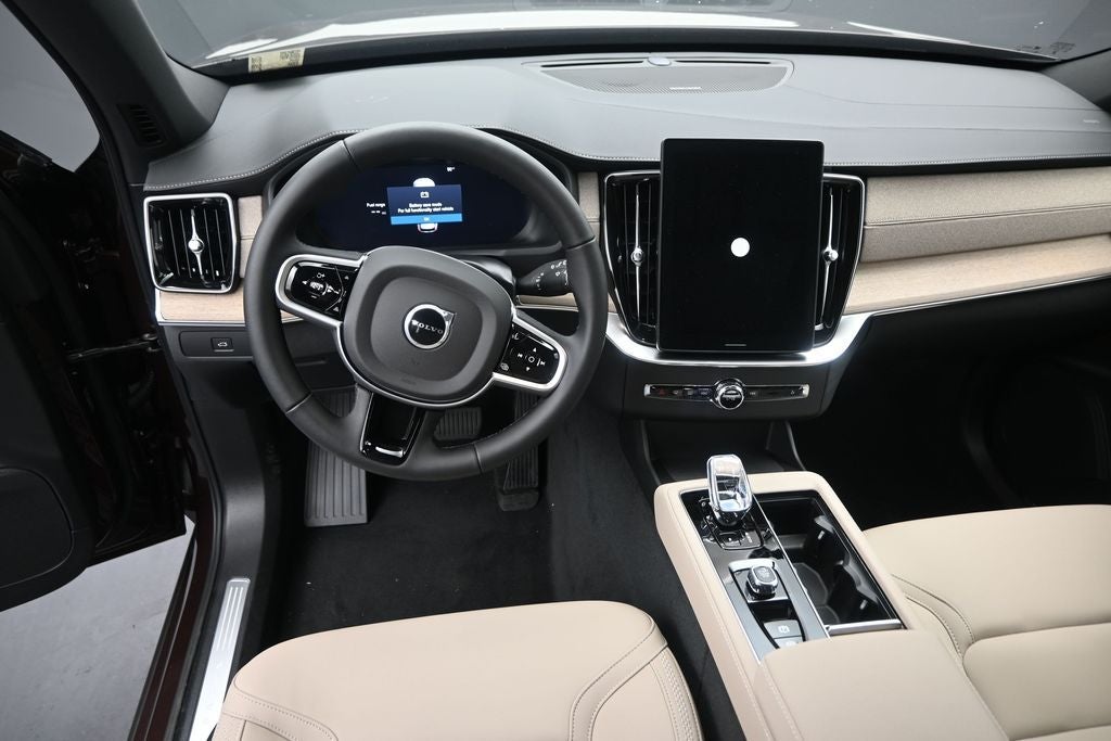 2026 Volvo XC90 B6 Plus 7-Seater
