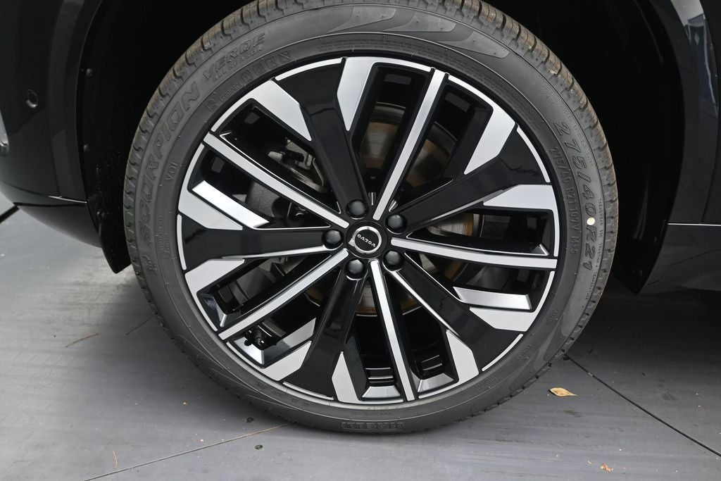 2026 Volvo XC90 B6 Plus 7-Seater