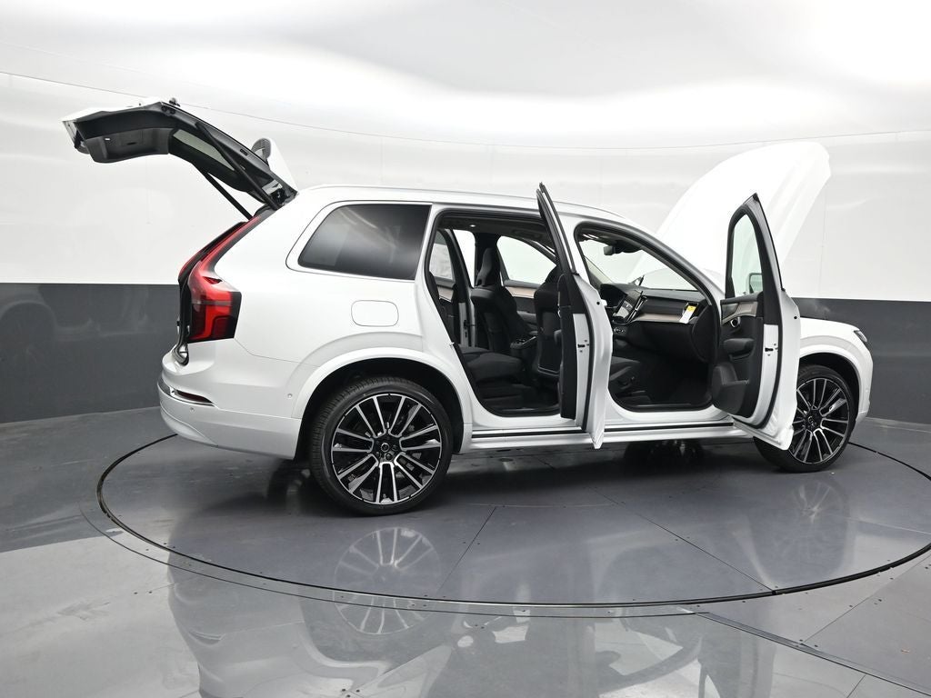 2026 Volvo XC90 B6 Plus 7-Seater