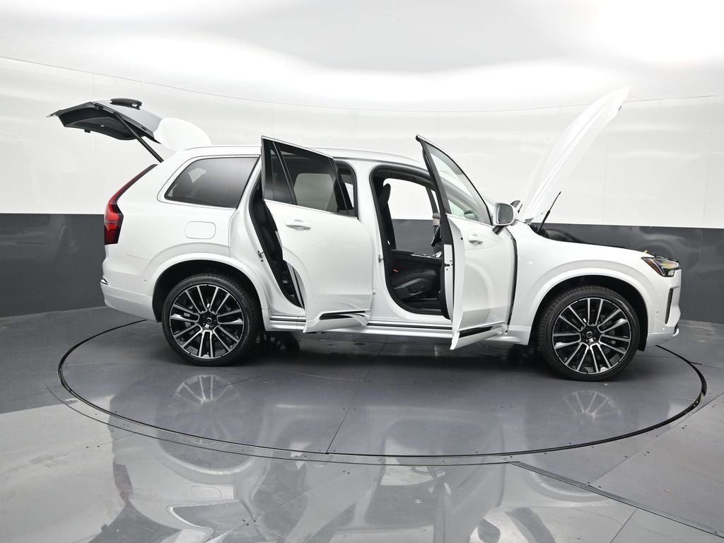 2026 Volvo XC90 B6 Plus 7-Seater