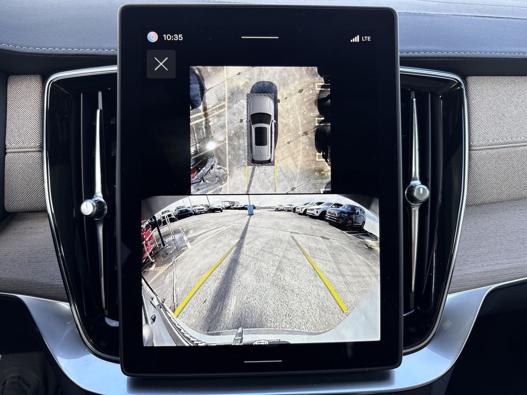 2026 Volvo XC90 B6 Plus 7-Seater