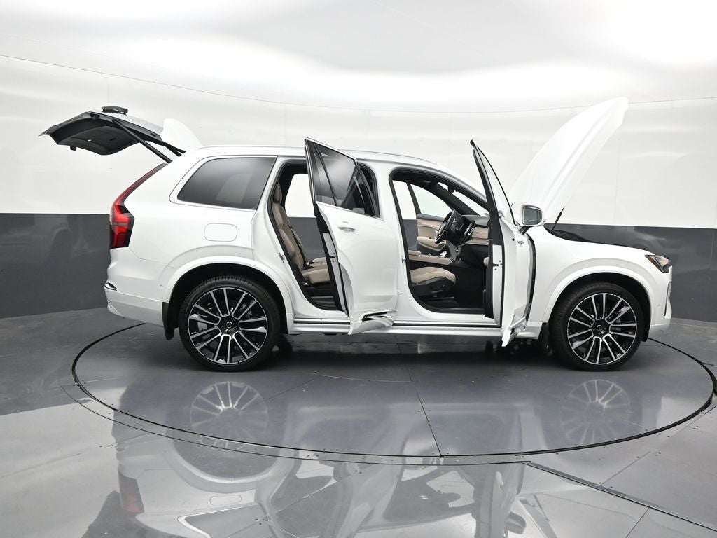 2026 Volvo XC90 B6 Plus 7-Seater