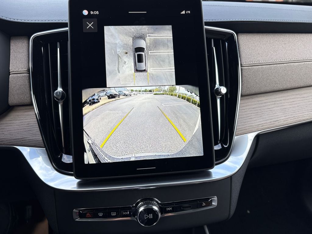 2026 Volvo XC90 B6 Plus 7-Seater