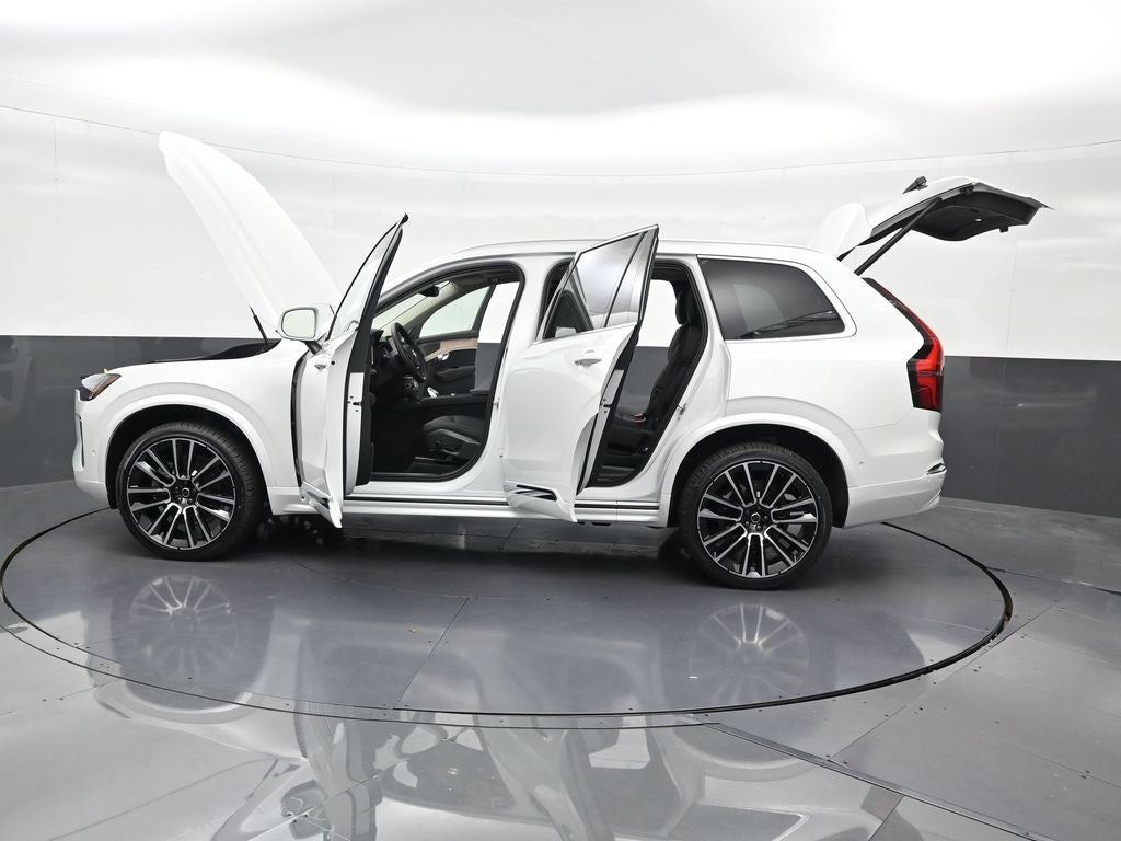 2026 Volvo XC90 B6 Plus 7-Seater