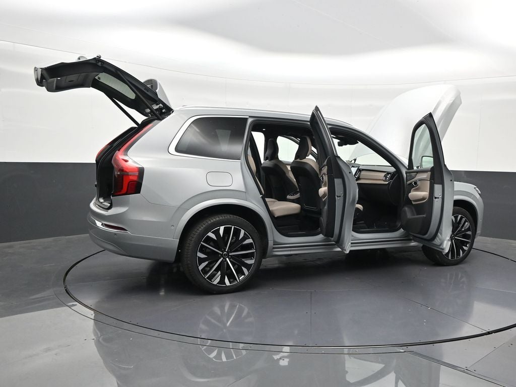 2026 Volvo XC90 B6 Plus 7-Seater