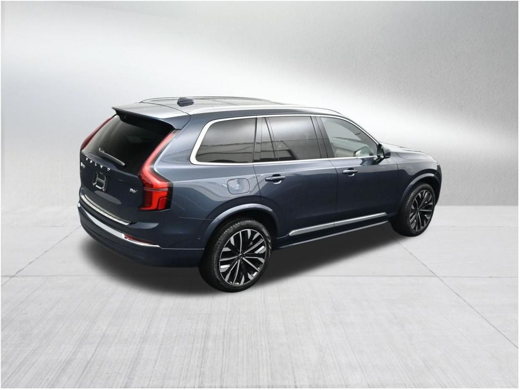 2026 Volvo XC90 B6 Plus 7-Seater