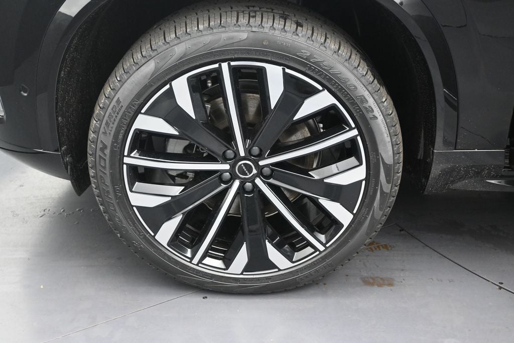 2026 Volvo XC90 B6 Plus 7-Seater