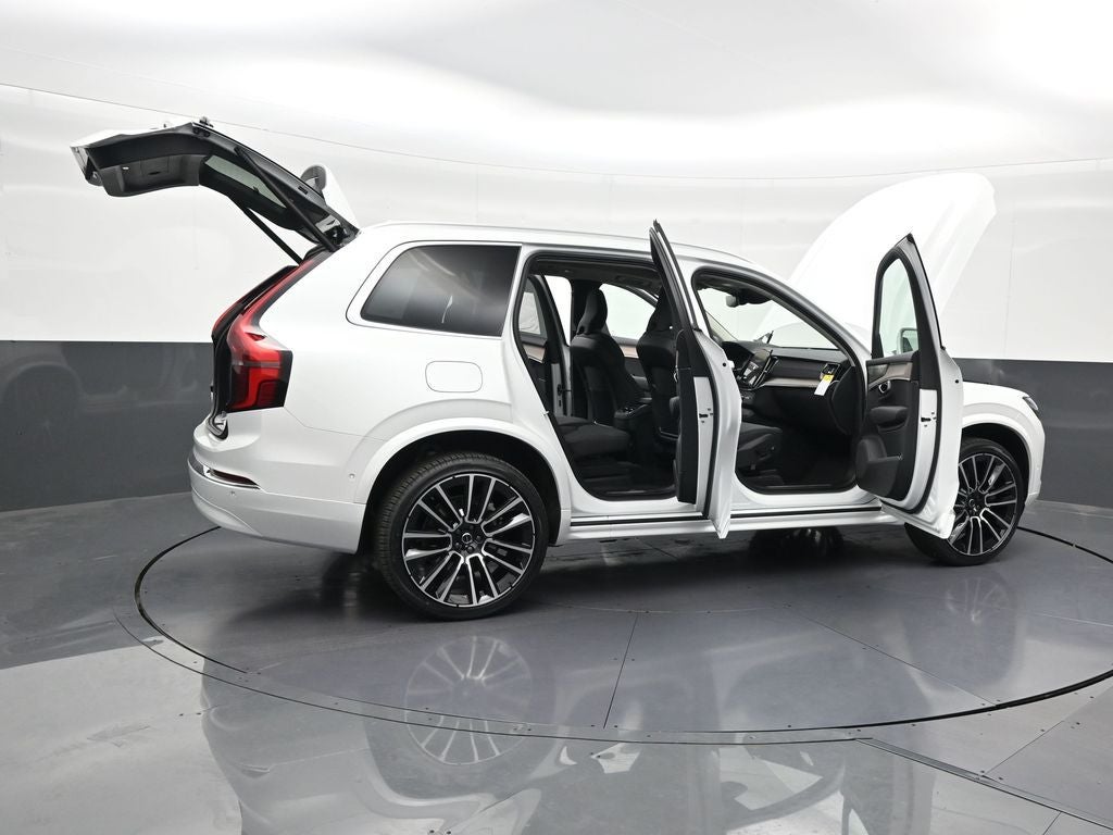 2026 Volvo XC90 B6 Plus 7-Seater