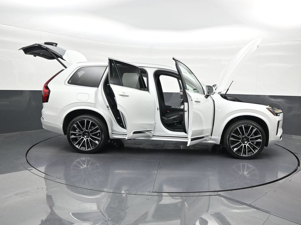 2026 Volvo XC90 B6 Plus 7-Seater