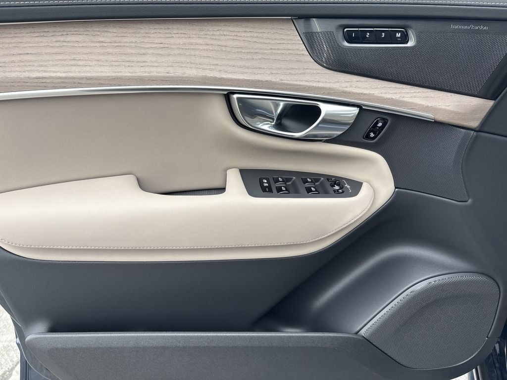 2026 Volvo XC90 B6 Plus 7-Seater