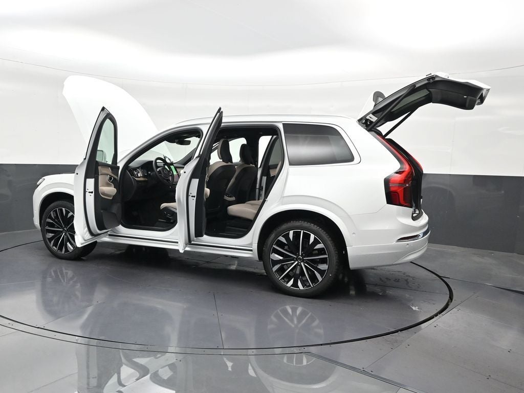 2026 Volvo XC90 B6 Plus 7-Seater