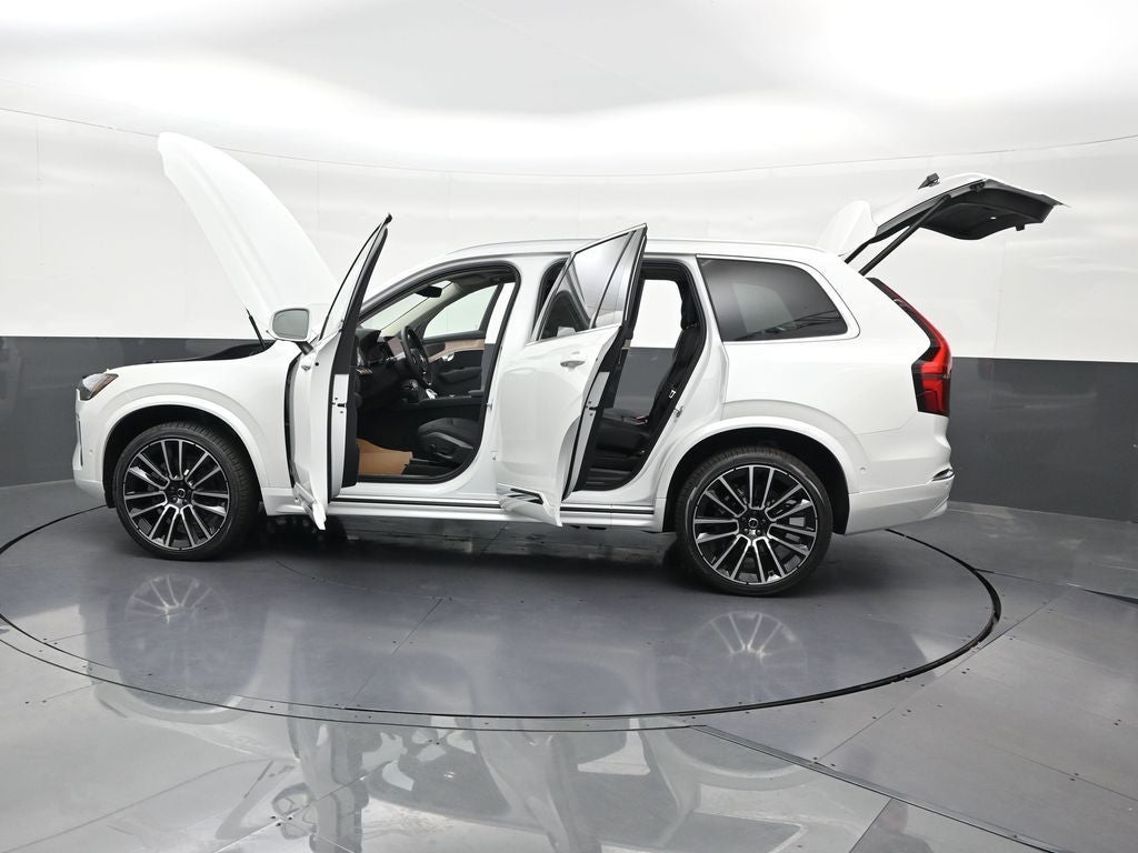 2026 Volvo XC90 B6 Plus 7-Seater