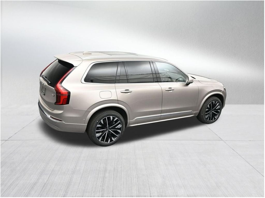 2026 Volvo XC90 B6 Plus 7-Seater