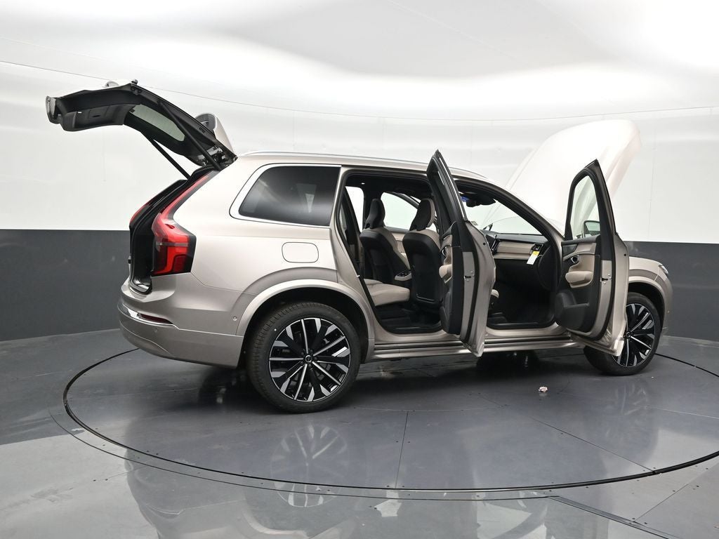 2026 Volvo XC90 B6 Plus 7-Seater
