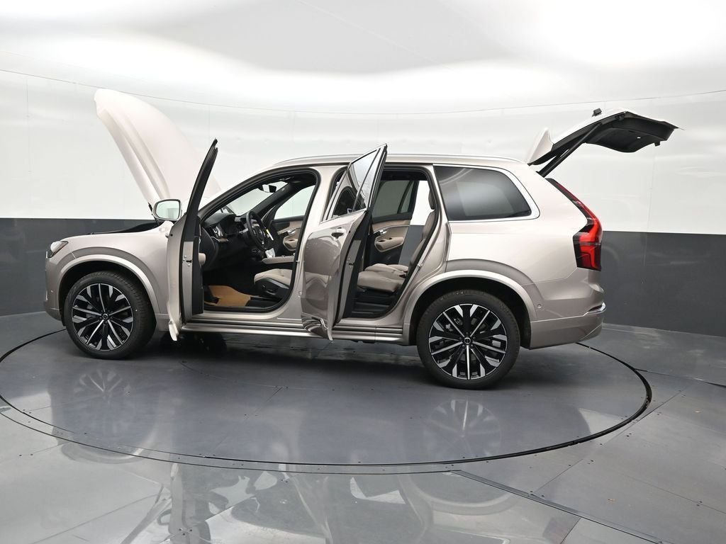 2026 Volvo XC90 B6 Plus 7-Seater