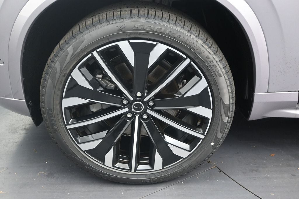 2026 Volvo XC90 B6 Plus 7-Seater