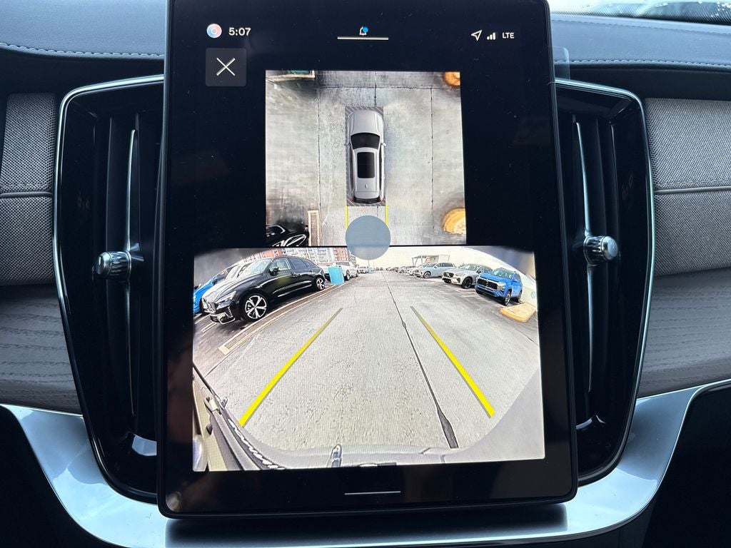 2026 Volvo XC90 B6 Plus 7-Seater