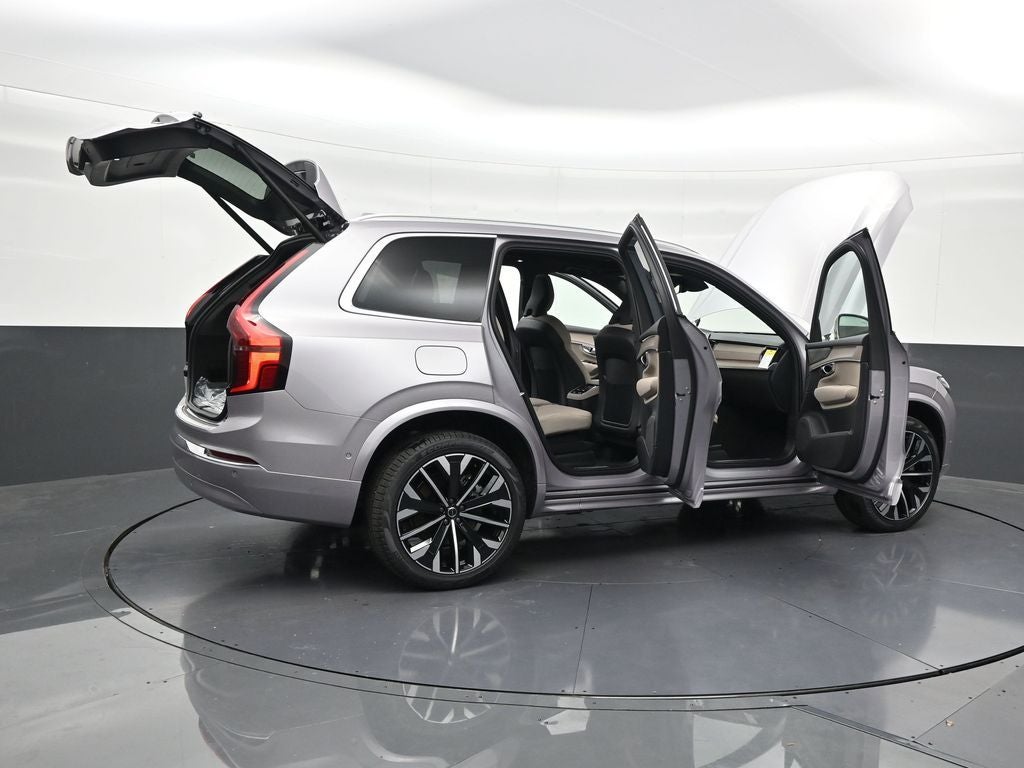 2026 Volvo XC90 B6 Plus 7-Seater