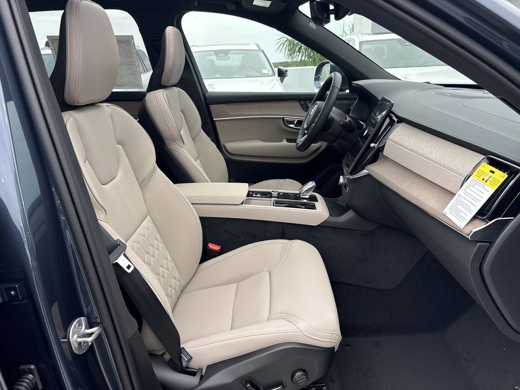 2026 Volvo XC90 B6 Plus 7-Seater