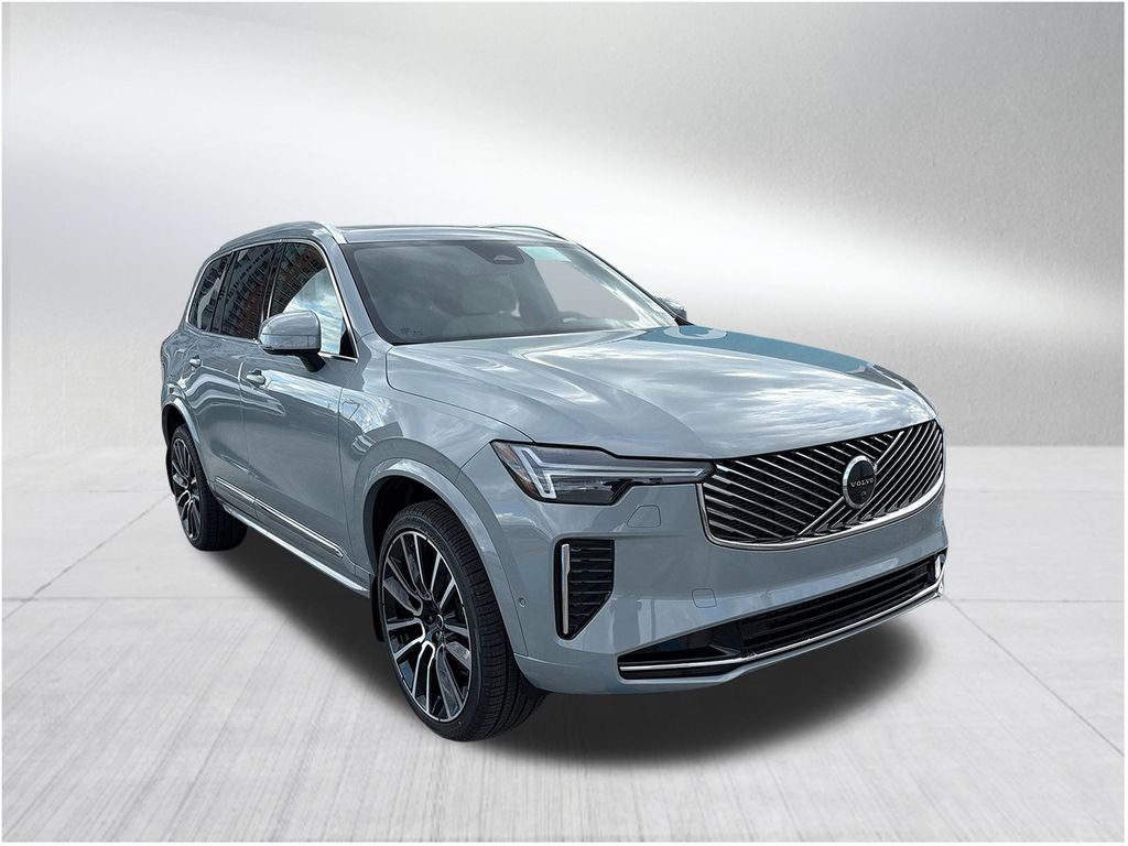 2026 Volvo XC90 B6 Plus 7-Seater