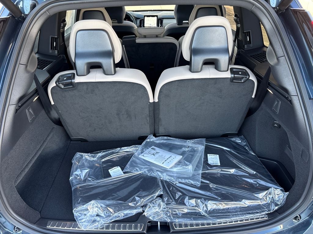 2026 Volvo XC90 B6 Plus 7-Seater