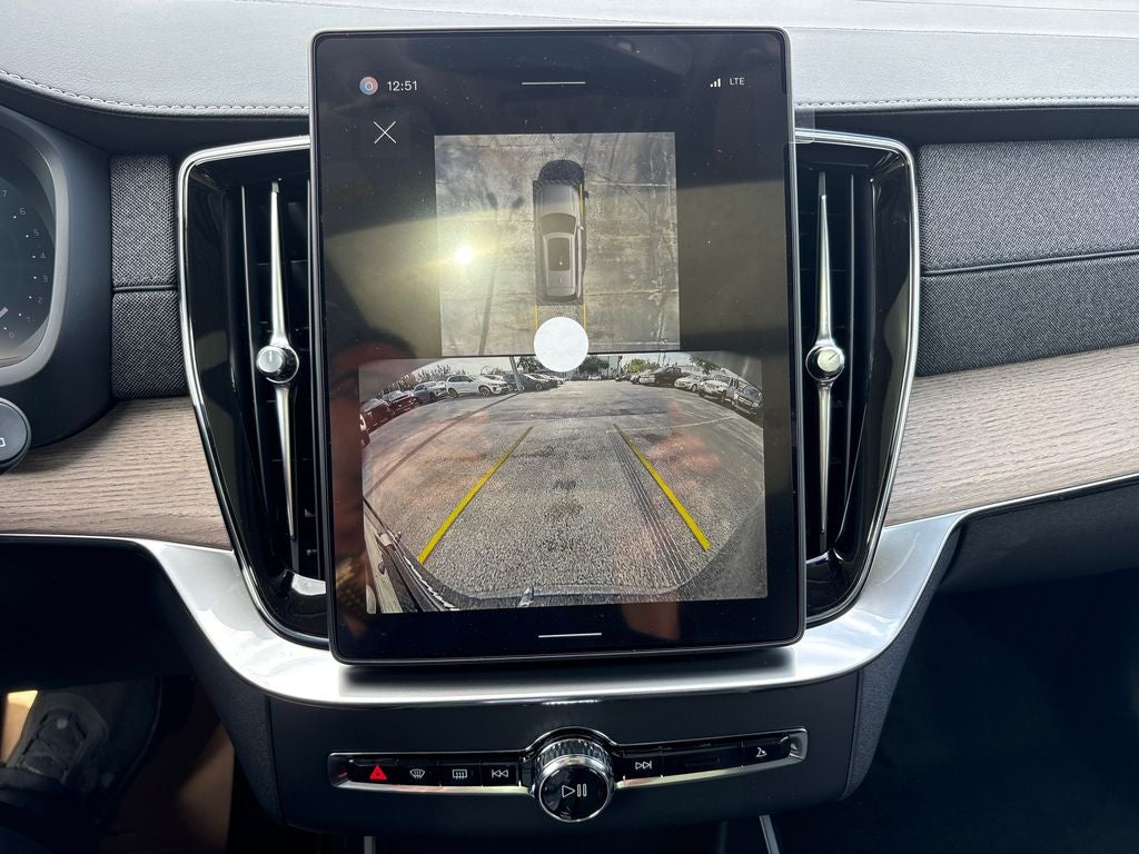 2026 Volvo XC90 B6 Plus 7-Seater